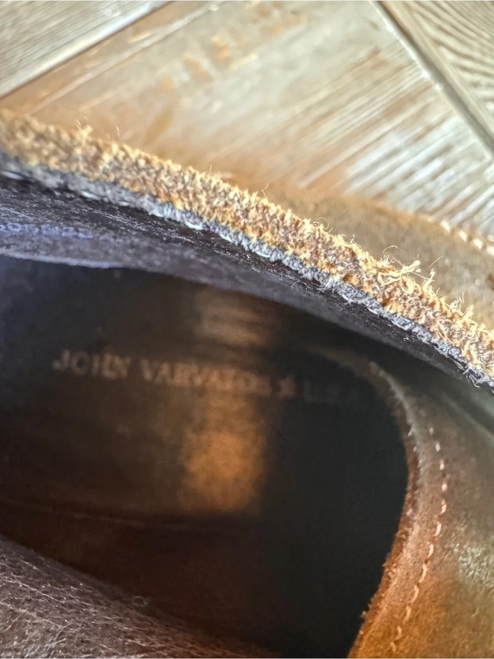 John Varvatos Men's Brown Suede Chukka Boots size 10